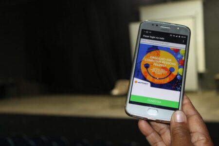 Prefeitura de Itararé (SP) disponibiliza wi-fi gratuito à população no Teatro Municipal
