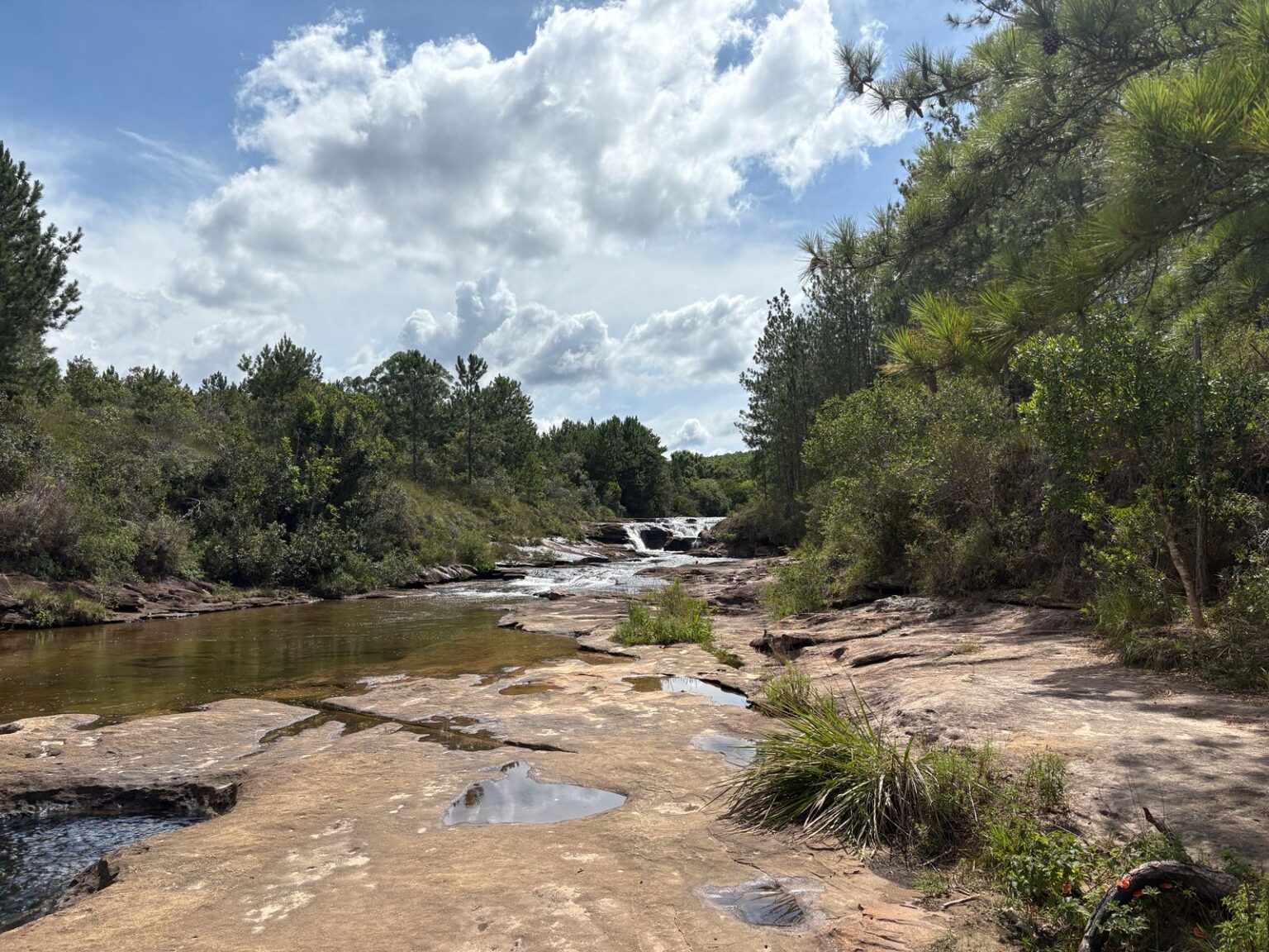 Prefeitura de Itararé (SP) divulga balanço de visitação no Rio Verde durante o mês de janeiro