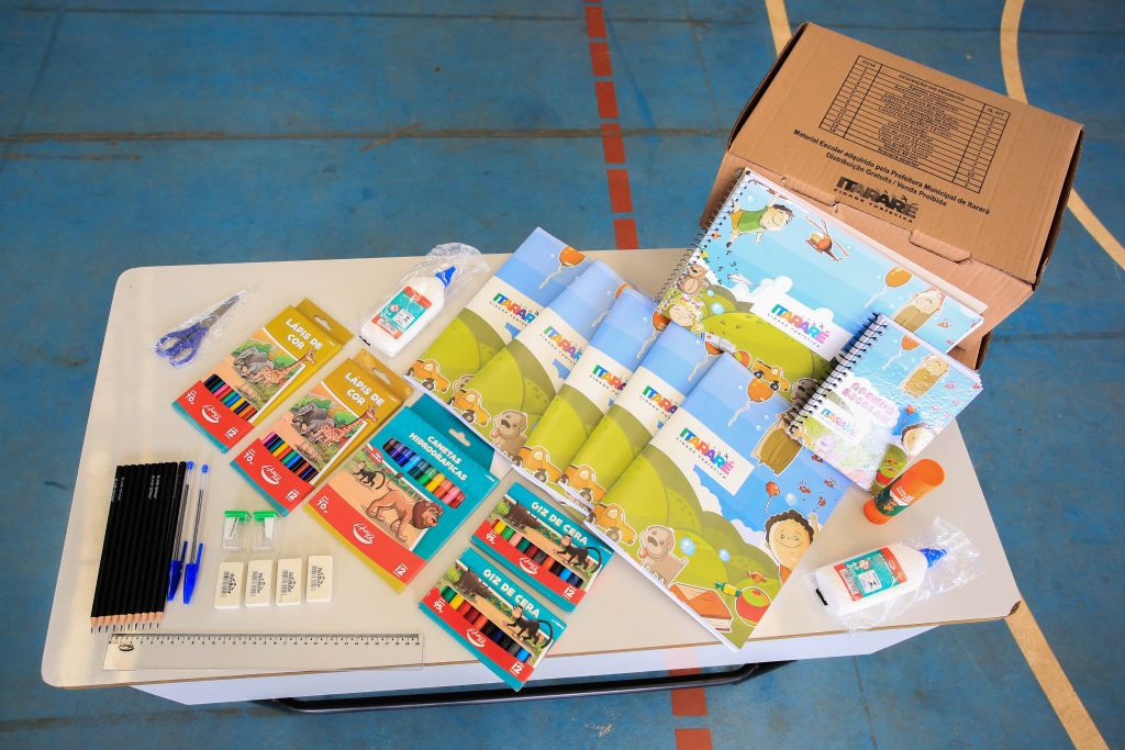 Prefeitura de Itararé (SP) inicia distribuição de kits escolares para alunos da Rede Municipal