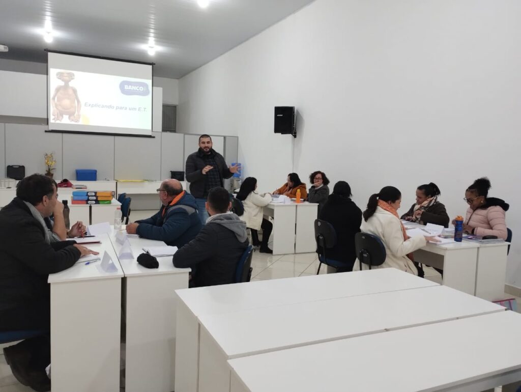 Prefeitura de Itararé (SP) investe em capacitação para Alfabetização Matemática e Educação Financeira Prefeitura de Itararé (SP) investe em capacitação para Alfabetização Matemática e Educação Financeira