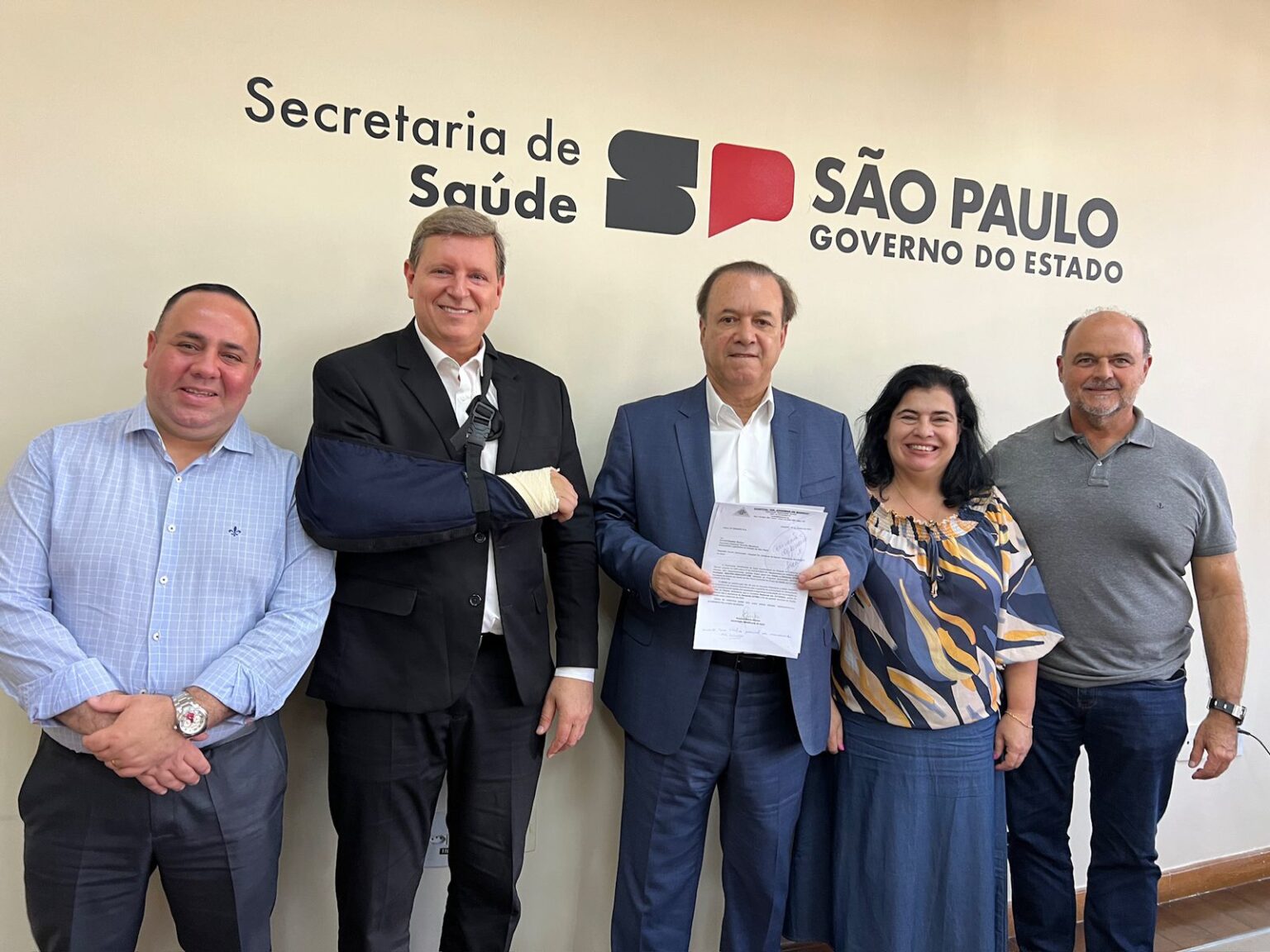 Prefeitura de Itararé (SP) participa de audiência com secretário estadual de Saúde, Eleuses Paiva Prefeitura de Itararé (SP) participa de audiência com secretário estadual de Saúde, Eleuses Paiva