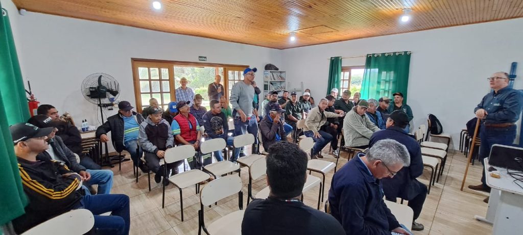 Prefeitura de Itararé (SP) promove curso de manutenção de estradas rurais em parceria com a CATI