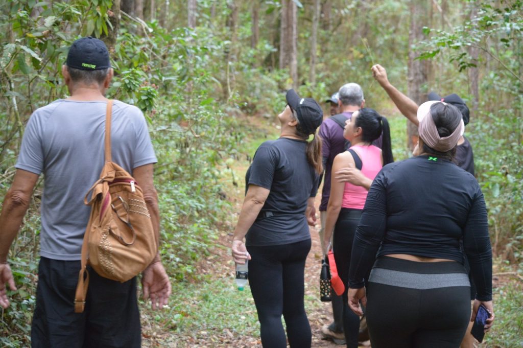 Prefeitura de Itararé (SP) promove mutirão de limpeza no Parque da Barreira para garantir feriado de Páscoa seguro e agradável