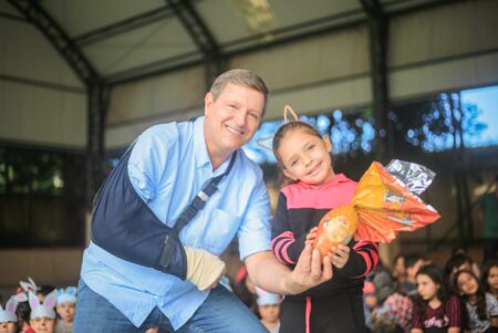 Prefeitura de Itararé (SP) realiza entrega de mais de 5 mil ovos de Páscoa a alunos da Rede Municipal de Ensino