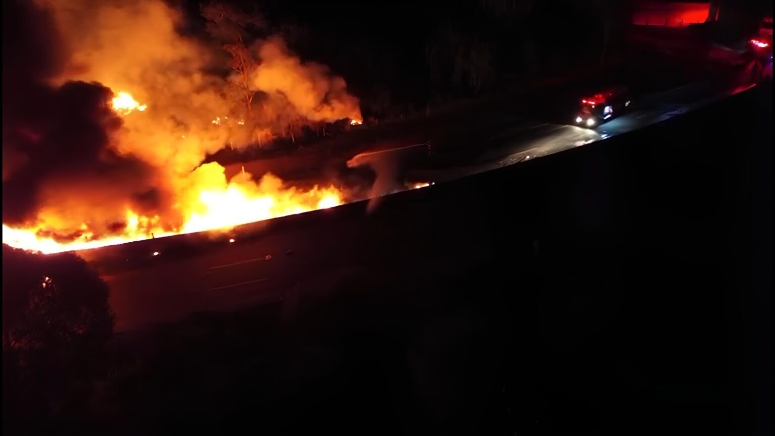 Prefeitura de Itararé (SP) realiza força-tarefa e presta apoio em combate de incêndio de grande proporção na SP-258