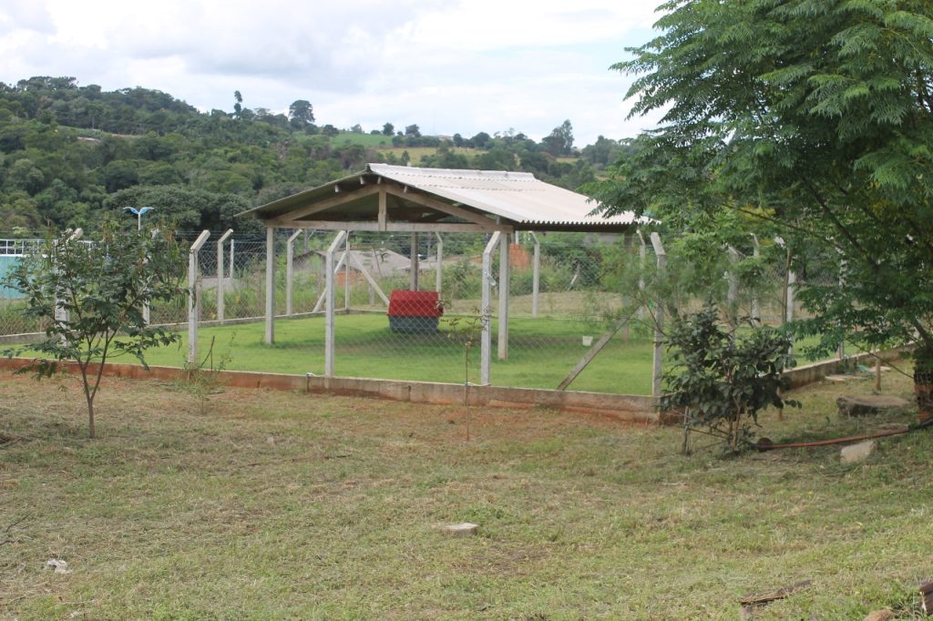 Prefeitura de Itararé (SP) realiza limpeza na Unipa