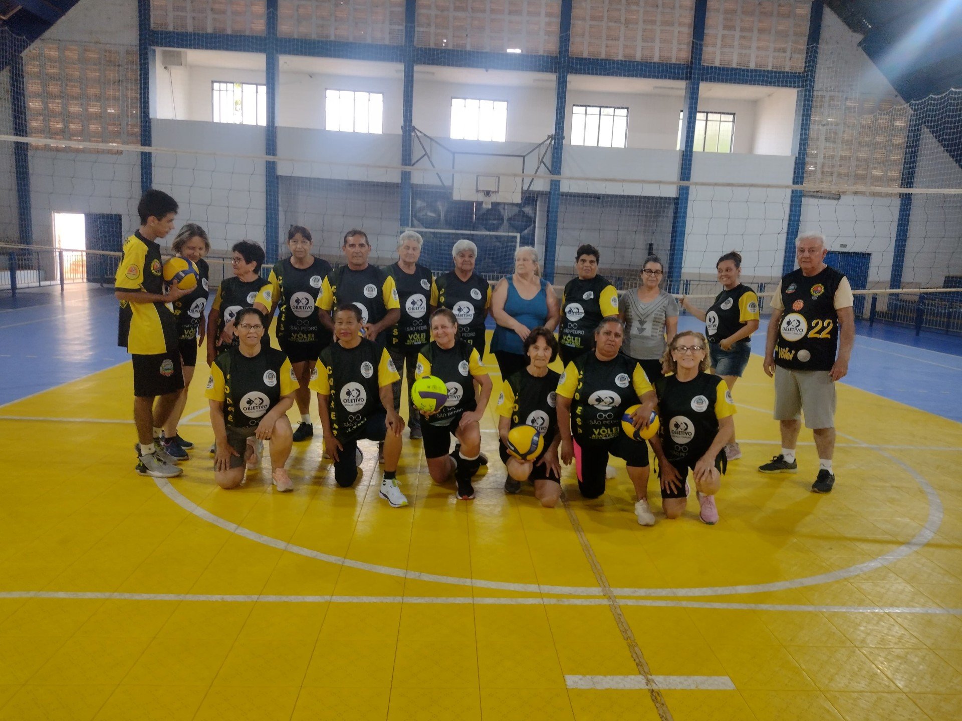 Prefeitura de Itararé (SP) retoma atividades do Vôlei da Melhor Idade e da Iniciação Esportiva