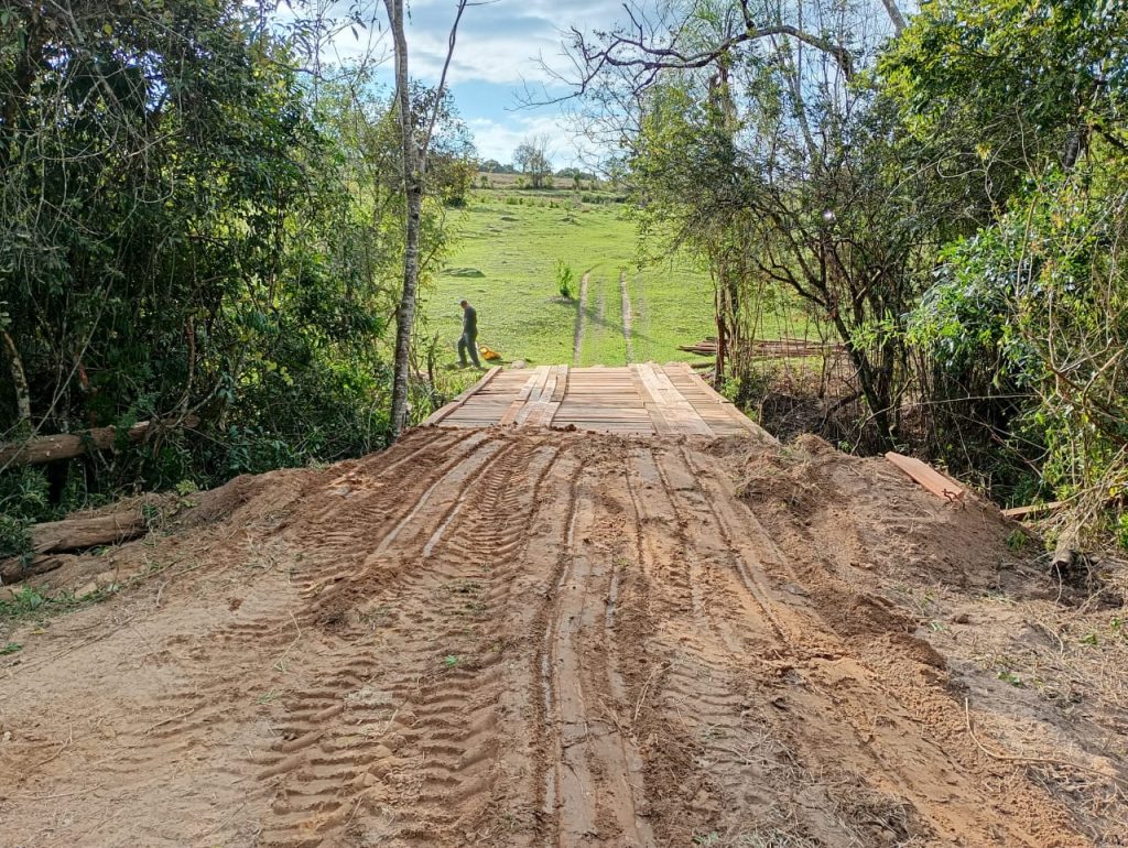Prefeitura de Itararé (SP) revitaliza e reconstrói pontes rurais, garantindo segurança e escoamento agrícola
