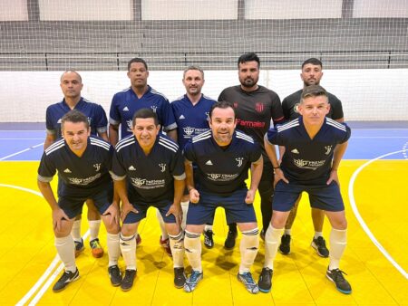 Premier vence e mantém boa fase no Campeonato Veterano Regional de Futsal em Itararé (SP) Premier vence e mantém boa fase no Campeonato Veterano Regional de Futsal em Itararé (SP)