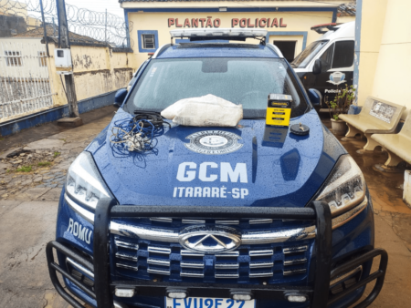 ROMU de Itararé (SP) prende dois indivíduos em flagrante por furto e violência doméstica