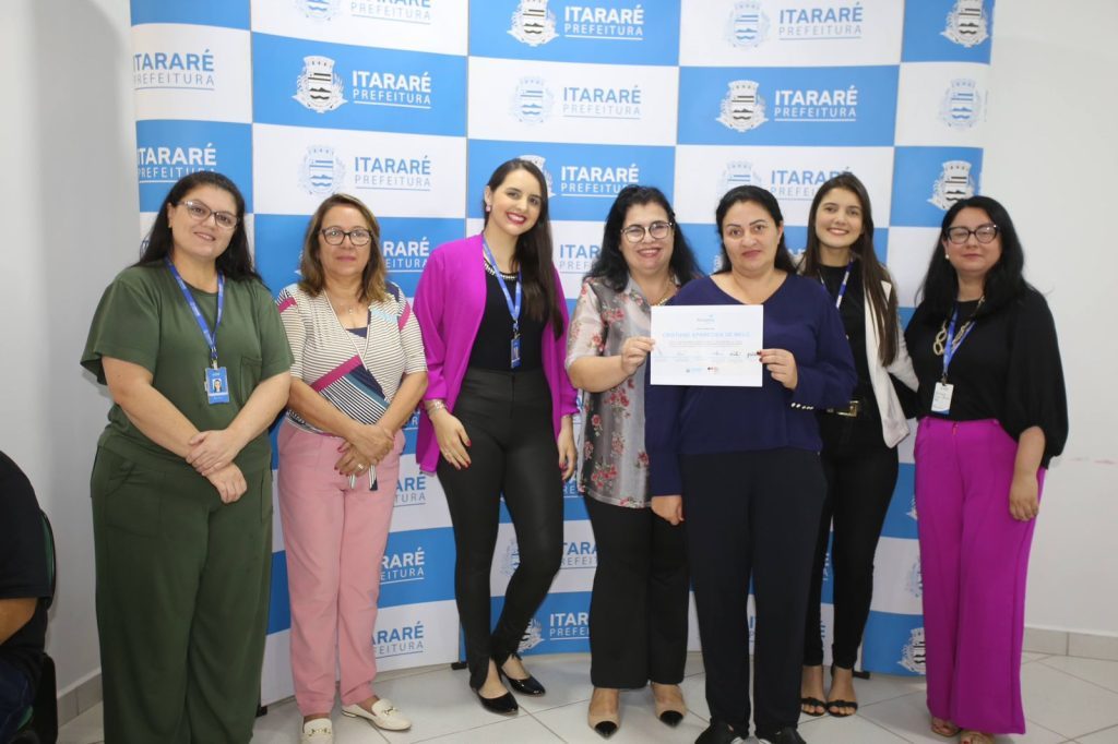 Secretaria Municipal de Desenvolvimento Social realiza formatura da terceira etapa do Prospera Família
