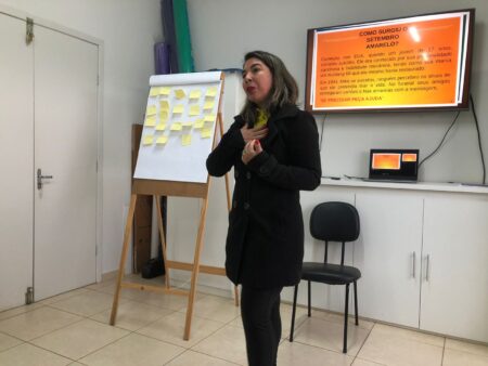 Setembro Amarelo: Idosos de Itararé (SP) participam de rodas de conversa sobre valorização da vida