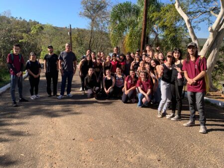 Trilha do Caiçara recebe visita de alunos da ETEC Itararé (SP)