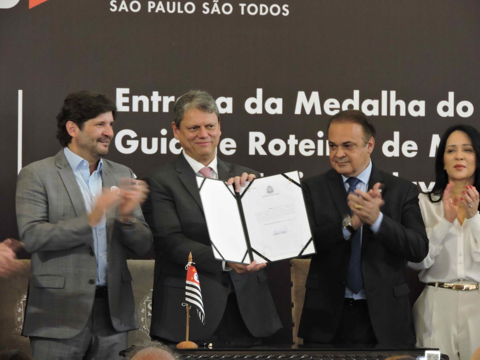 Turismo de Itararé (SP) participa de lançamento de programas de fomento ao Turismo no Estado de São Paulo Turismo de Itararé (SP) participa de lançamento de programas de fomento ao Turismo no Estado de São Paulo