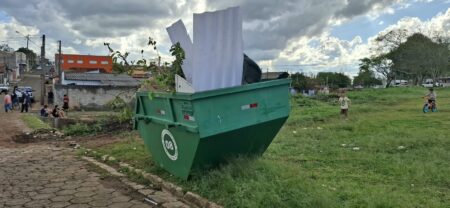 Prefeitura de Itararé disponibiliza caçambas para retirada de entulhos da tempestade