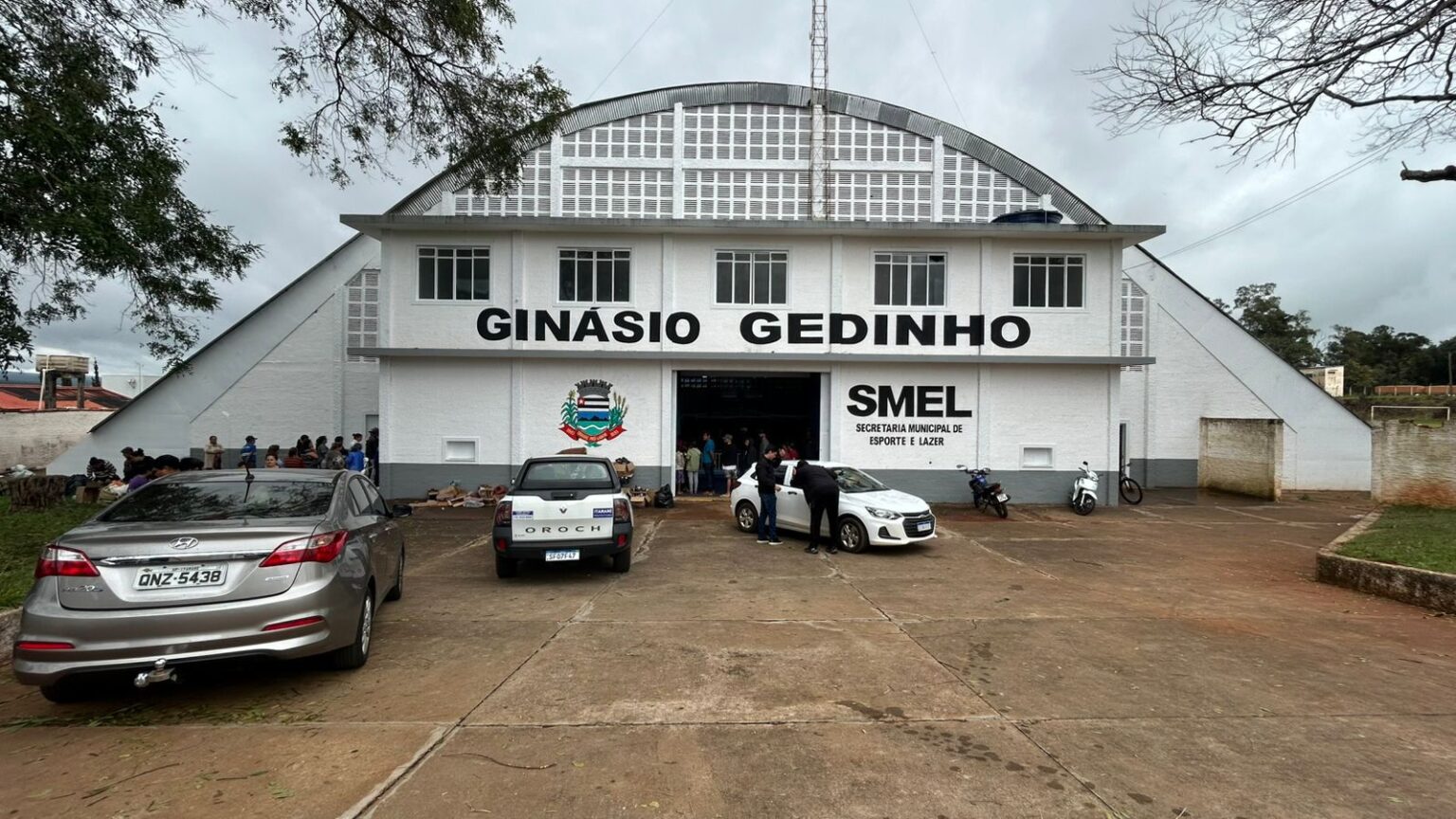 Itararé chega a 719 residências atendidas após tempestade e mantém operação emergencial para socorrer famílias